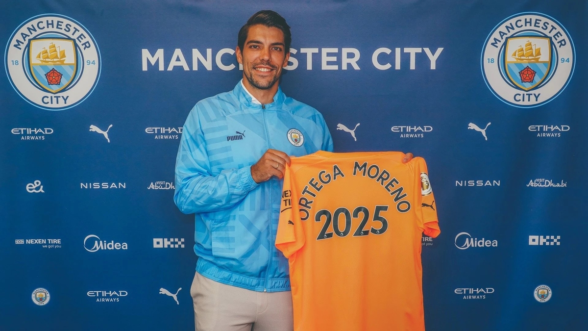 OFFICIAL: Stefan Ortega joins Manchester City